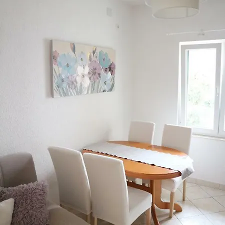 Apartments Keko Primosten Exterior photo